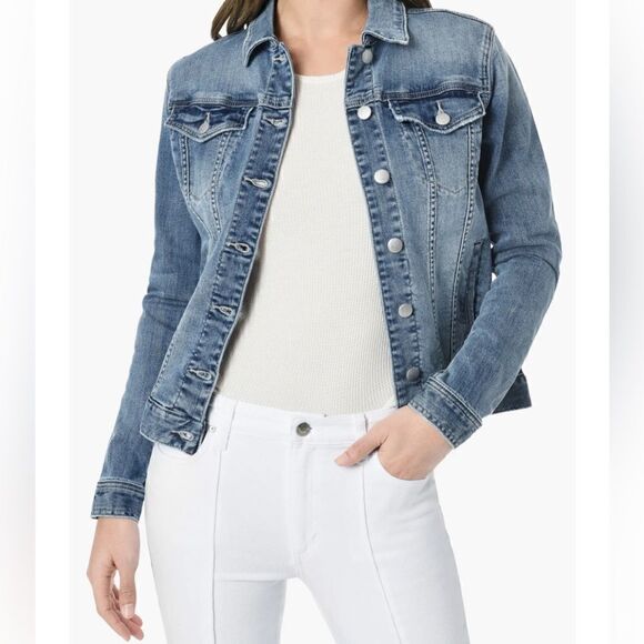 The Relaxed Denim Jacket
Joe's - Picture 1 of 16